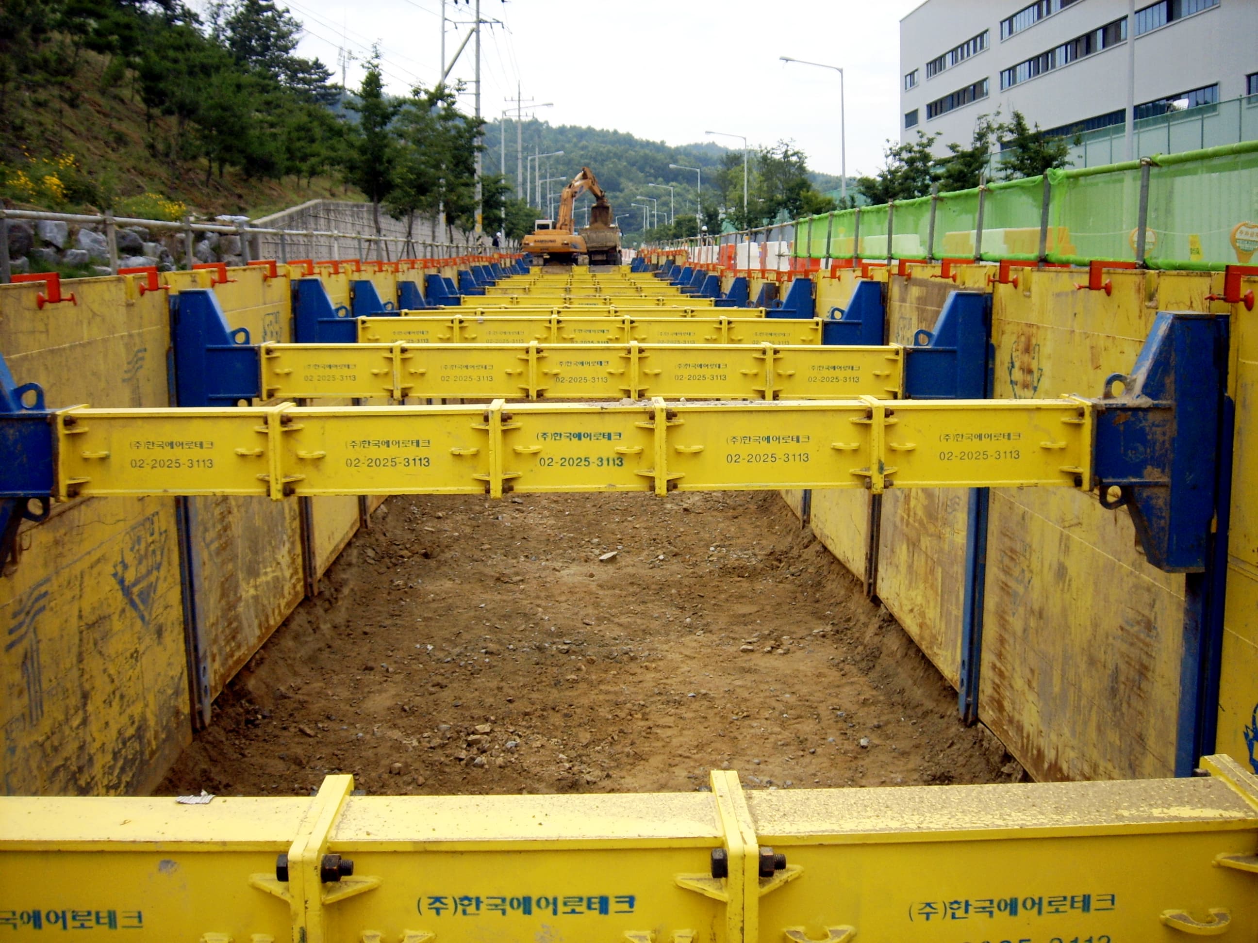 흙막이판넬 제품 및 적용 현장